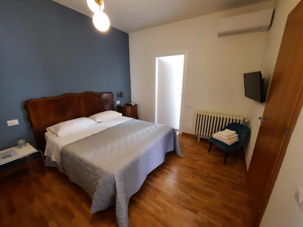 R&B Del Vicolo Bed & Breakfast Чезена Екстериор снимка